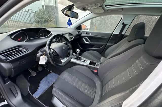 Peugeot 308 (2016) thumbnail 5