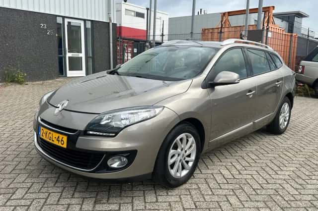 Renault Mégane (2013) thumbnail 1