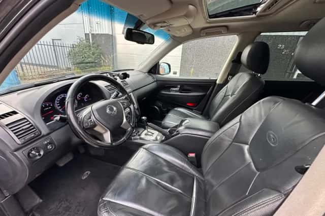 SsangYong Rexton (2017) thumbnail 5