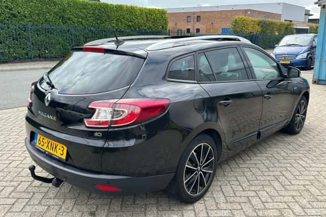 Renault Mégane (2012) thumbnail 3
