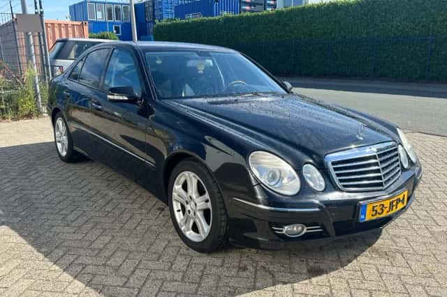Mercedes-Benz E-Klasse (2008) thumbnail 4