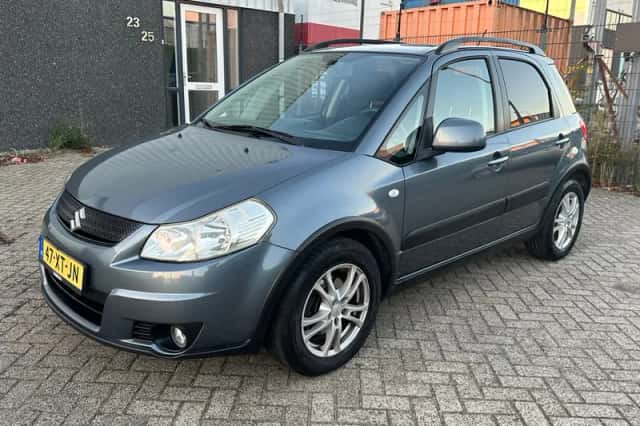Suzuki SX4 (2007) thumbnail 1