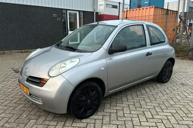 Nissan Micra (2003) thumbnail 1
