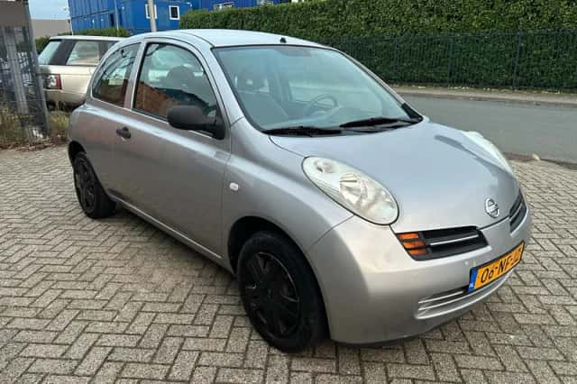 Nissan Micra (2003) thumbnail 4