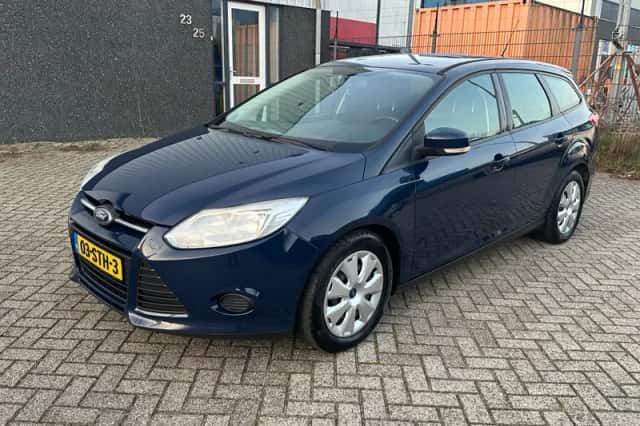 Ford Focus (2011) thumbnail 1