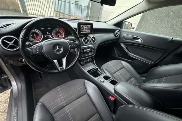 Mercedes-Benz A-Klasse (2012) thumbnail 6