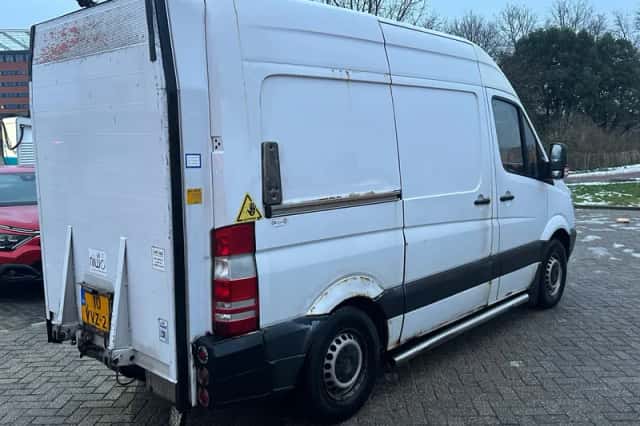 Mercedes-Benz Sprinter (2008) thumbnail 3