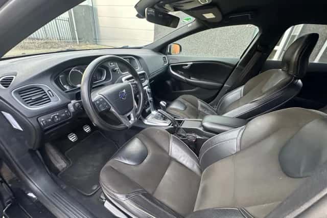Volvo V40 (2015) thumbnail 5