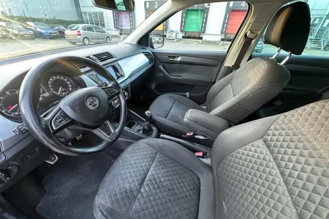 Škoda Fabia (2017) thumbnail 5