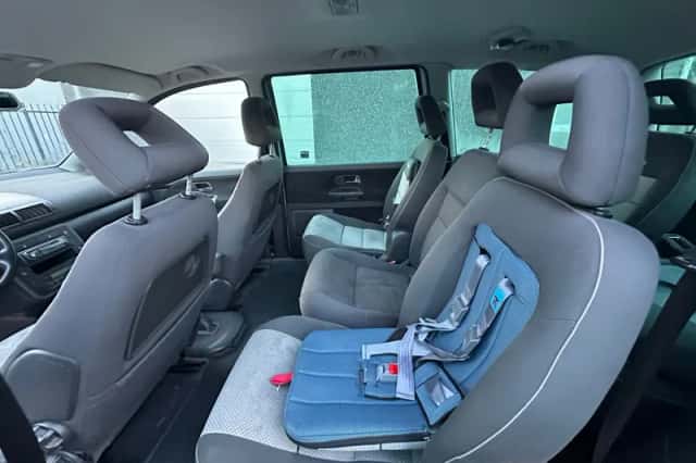 SEAT Alhambra (2004) thumbnail 6