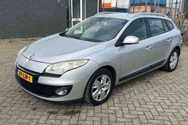 Renault Mégane (2012) thumbnail 1