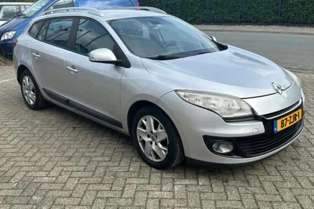 Renault Mégane (2012) thumbnail 4