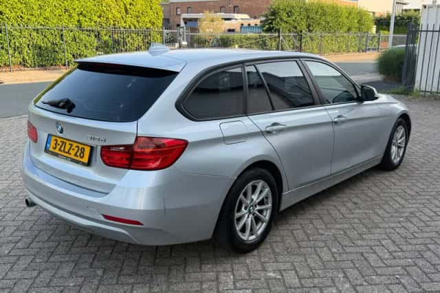 BMW 3-Serie (2013) thumbnail 3
