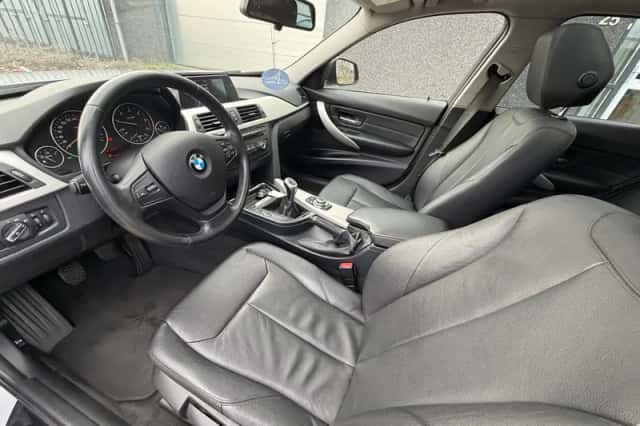 BMW 3-Serie (2013) thumbnail 6
