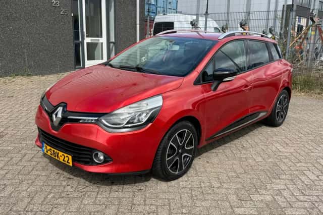 Renault Clio (2013) thumbnail 1
