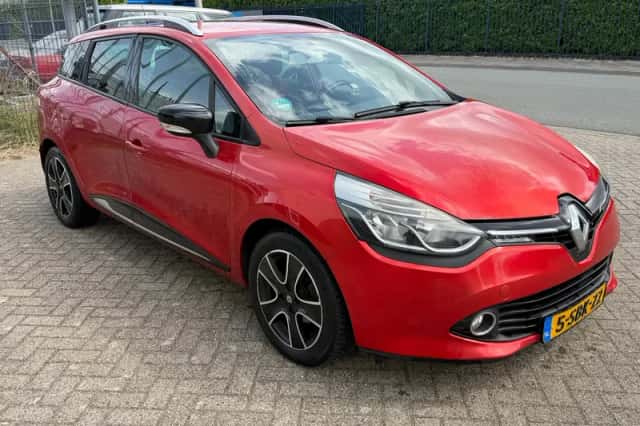 Renault Clio (2013) thumbnail 3