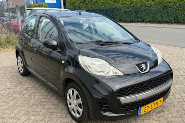 Peugeot 107 (2010) thumbnail 4