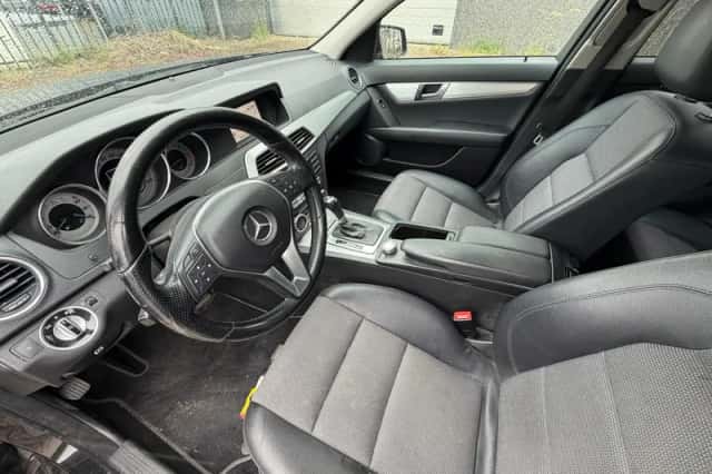 Mercedes-Benz C-Klasse (2011) thumbnail 5