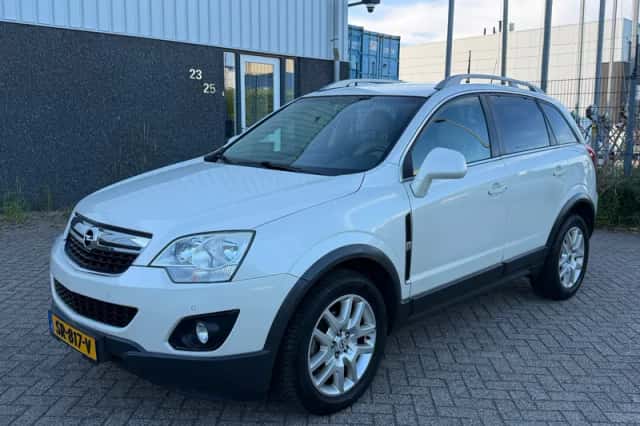 Opel Antara (2012) thumbnail 1
