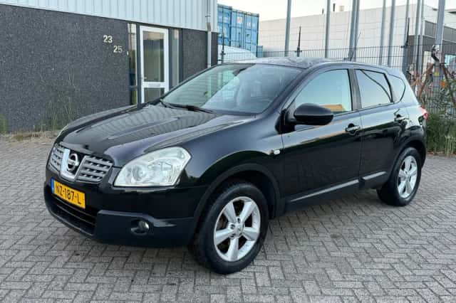 Nissan Qashqai (2009) thumbnail 1