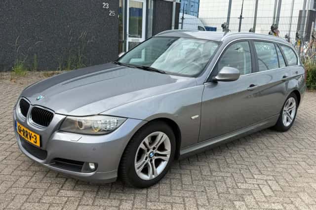 BMW 3-Serie (2011) thumbnail 1