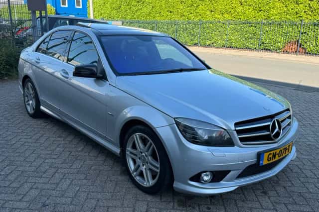Mercedes-Benz C-Klasse (2008) thumbnail 4