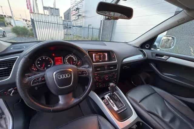 Audi Q5 (2012) thumbnail 6