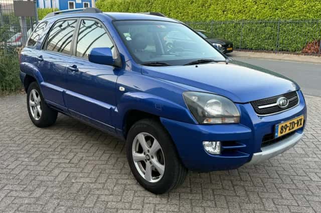 Kia Sportage (2008) thumbnail 4