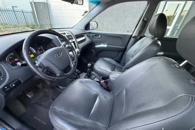 Kia Sportage (2008) thumbnail 5