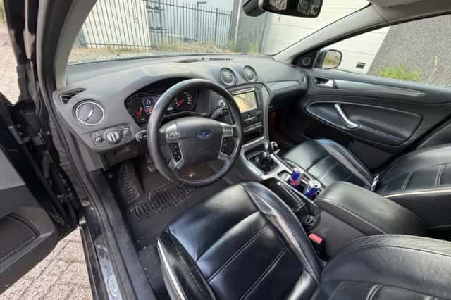 Ford Mondeo (2012) thumbnail 6