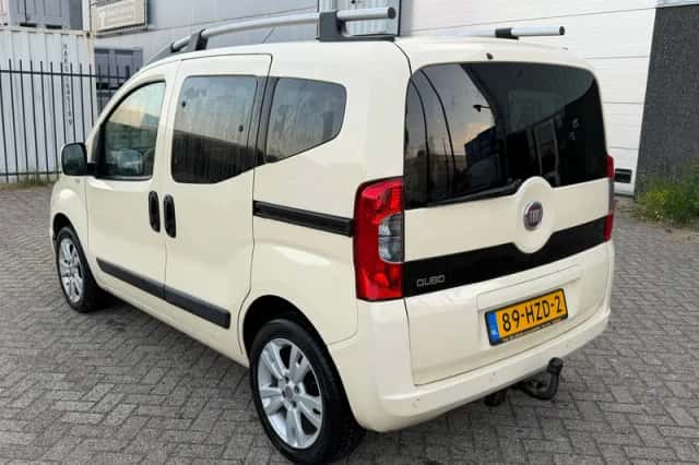Fiat Qubo (2009) thumbnail 2