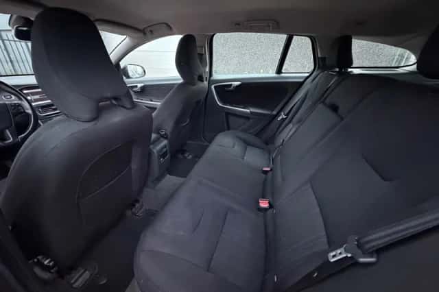 Volvo V60 (2011) thumbnail 6