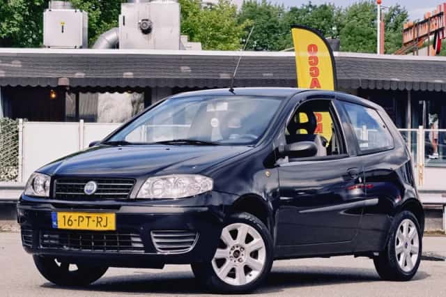Fiat Punto (2004) thumbnail 1