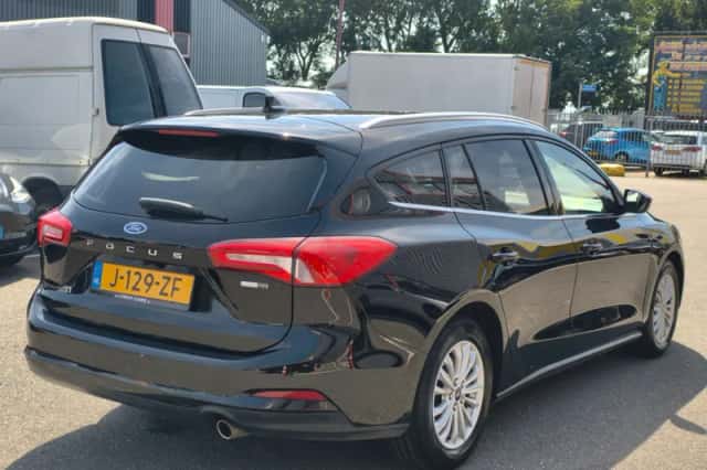 Ford Focus (2020) thumbnail 5