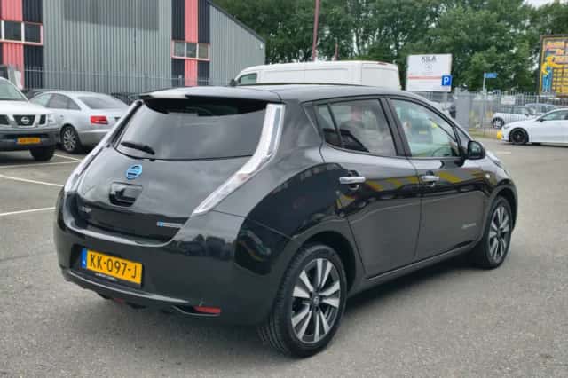 Nissan Leaf (2016) thumbnail 5