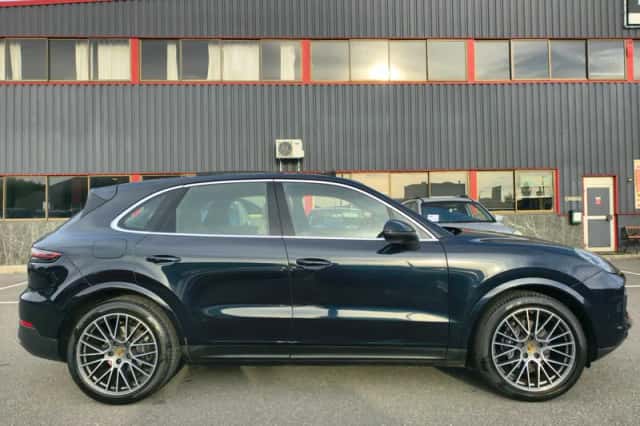 Porsche Cayenne (2020) thumbnail 6