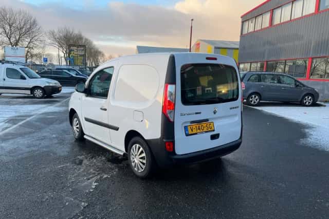 Renault Kangoo (2018) thumbnail 3
