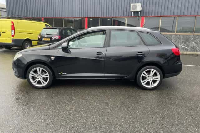 SEAT Ibiza (2012) thumbnail 2