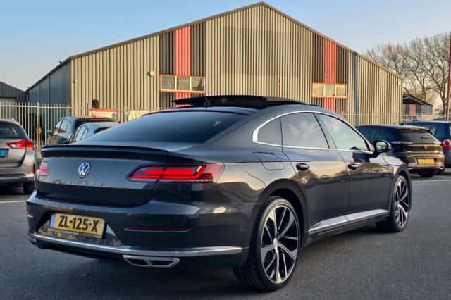 Volkswagen Arteon (2019) thumbnail 4