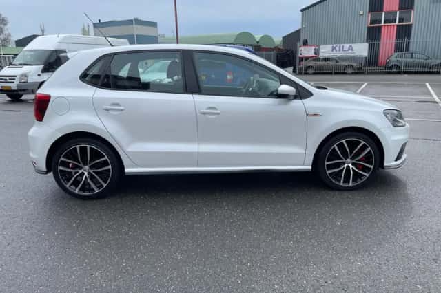 Volkswagen Polo (2017) thumbnail 6