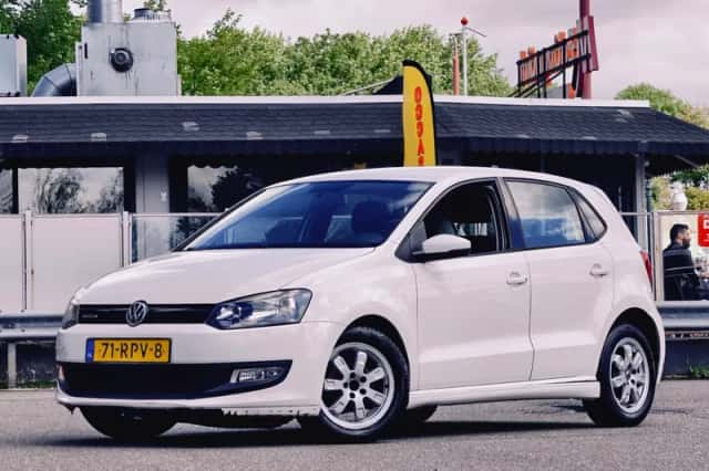 Volkswagen Polo (2011) thumbnail 1