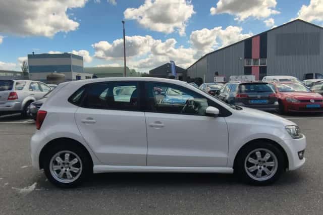 Volkswagen Polo (2011) thumbnail 6