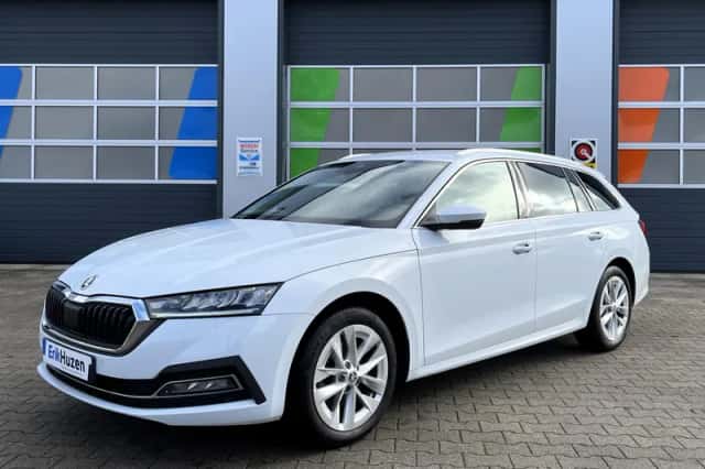 Škoda Octavia (2022) thumbnail 1