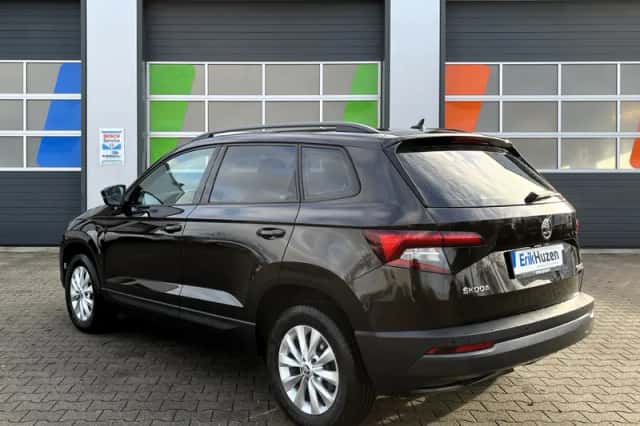 Škoda Karoq (2018) thumbnail 5