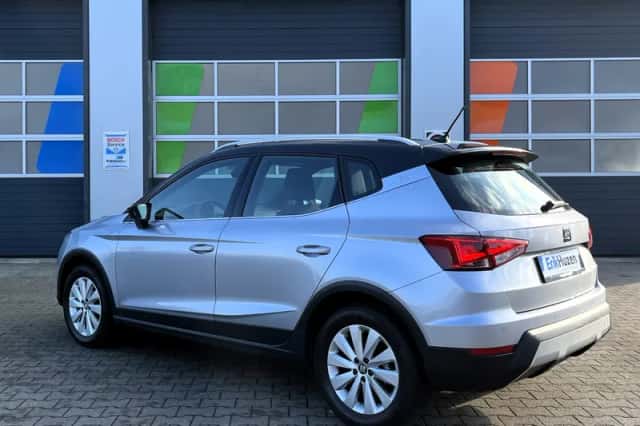SEAT Arona (2021) thumbnail 5