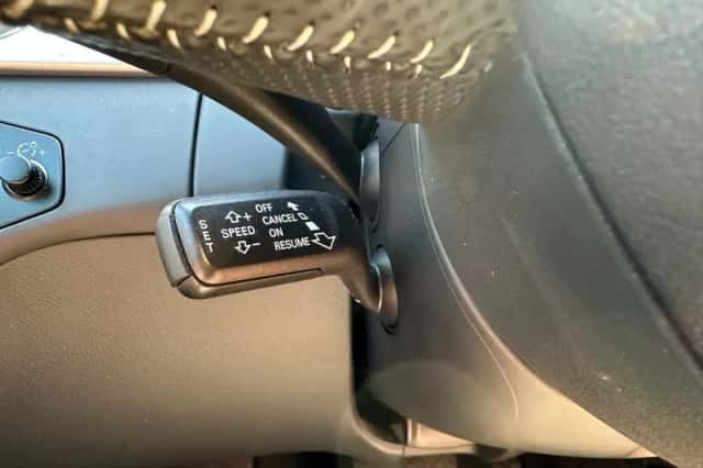 Audi A4 (2011) thumbnail 3