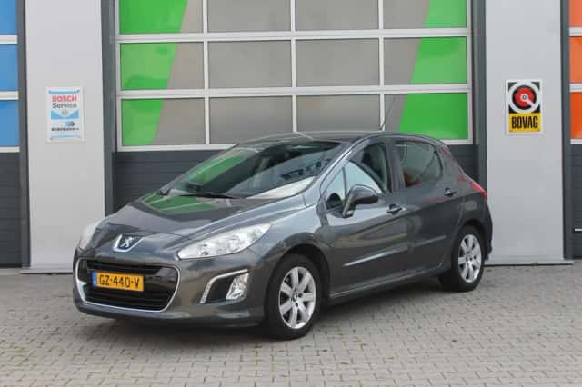 Peugeot 308 (2012) thumbnail 1
