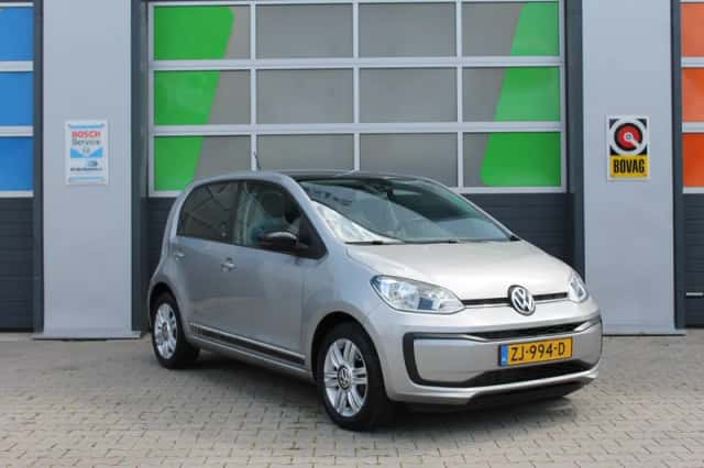 Volkswagen Up (2019) thumbnail 5