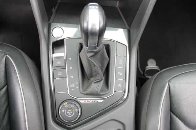 Volkswagen Tiguan (2019) thumbnail 5