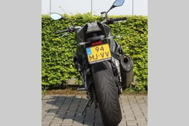 BMW S (2017) thumbnail 4